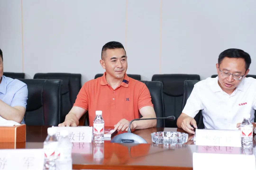 張敏書董事長對草莓视频APP色版下载服飾集團的介紹.jpg